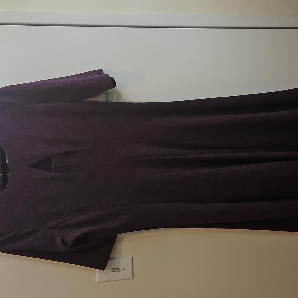 Danny And Nicole Aubergine Patterned Short Sleeve Dress Size 16